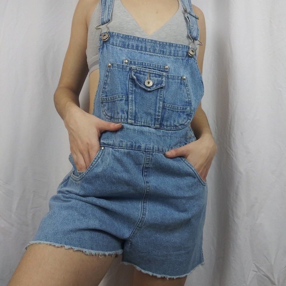 Overall shorts